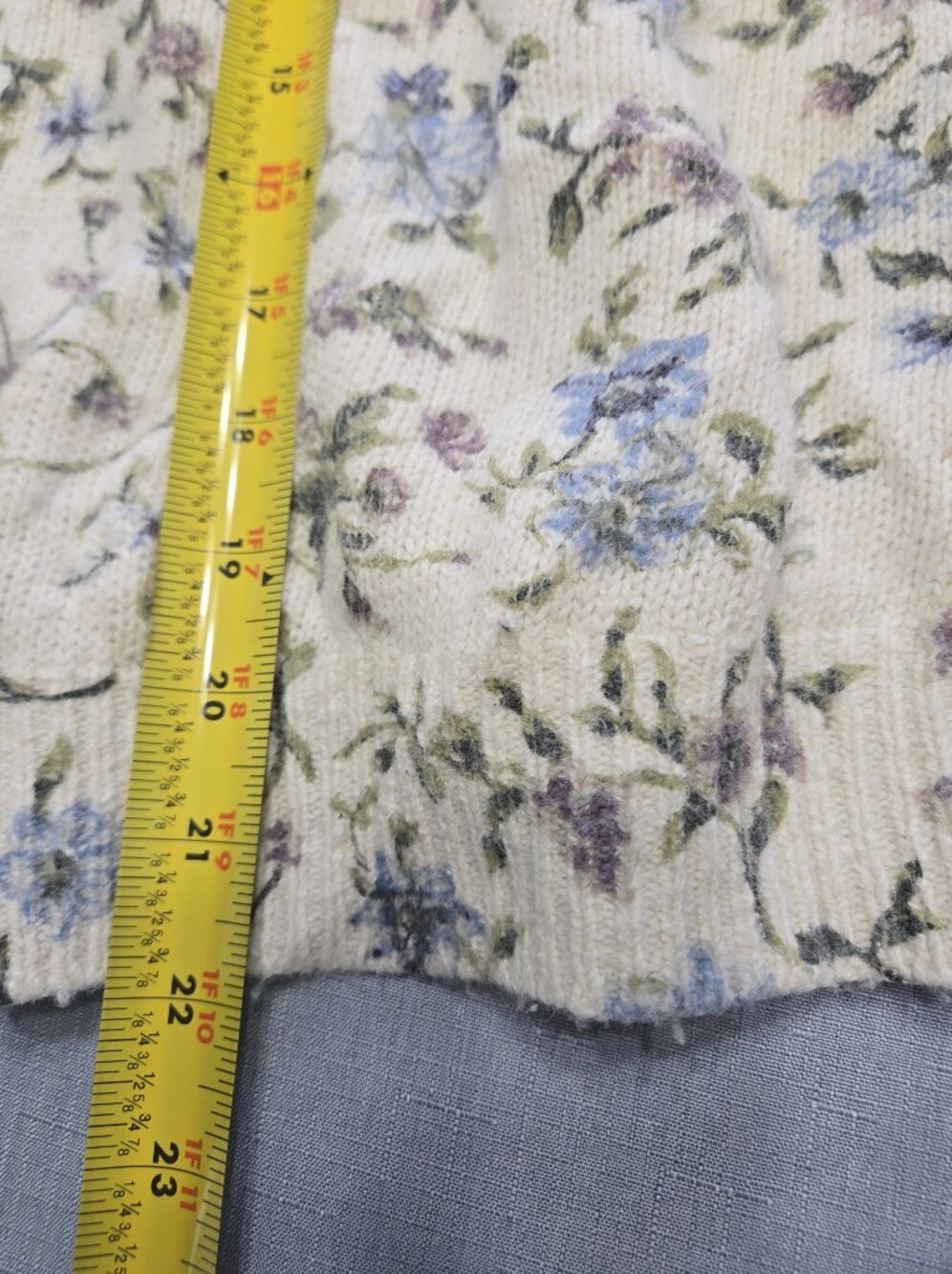 Floral Pearl Button Cardigan Sweater – Size Large Cottagecore Romantic - Picture 7 of 9
